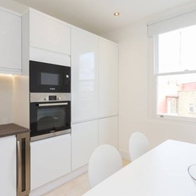 House extensions: refurbishment 